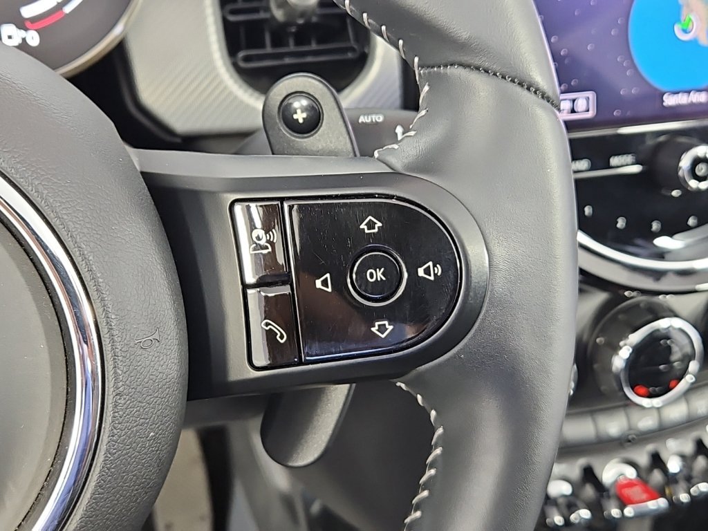 Used 2024 MINI Cooper S FWD image 28