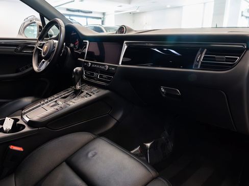 Used 2020 Porsche Macan S AWD/4WD image 26