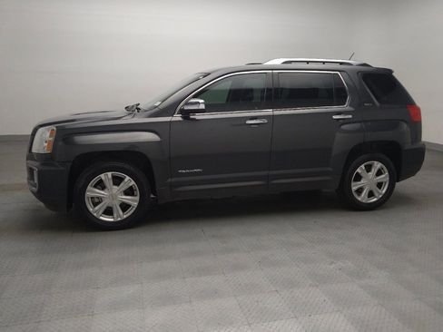 Used 2017 GMC Terrain SLT w/ Driver Alert Package I FWD image 2