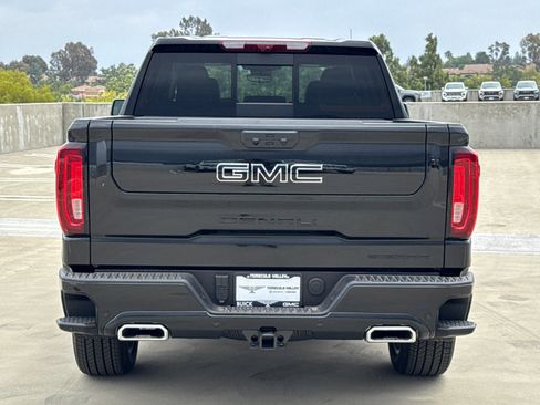 Used 2026 GMC Sierra 1500 Denali AWD/4WD image 13