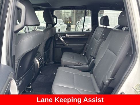 Used 2023 Lexus GX 460 Premium image 14