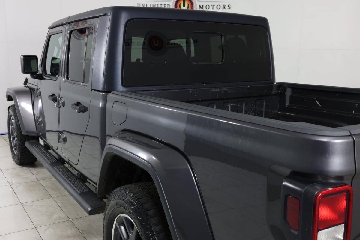 Used 2022 Jeep Gladiator Overland AWD/4WD image 42