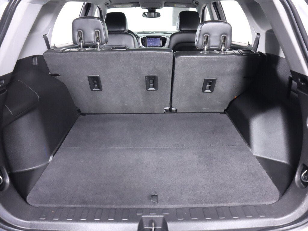 Used 2020 GMC Terrain SLT AWD/4WD image 34