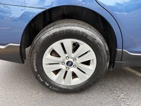 Used 2019 Subaru Outback 2.5i Premium AWD/4WD image 10