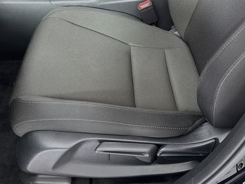 Used 2024 Honda CR-V LX image 18