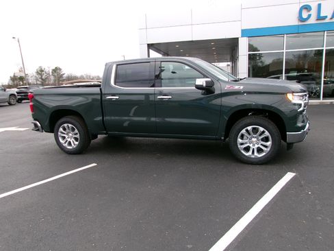 New 2026 Chevrolet Silverado 1500 LTZ w/ LTZ Premium Package image 1