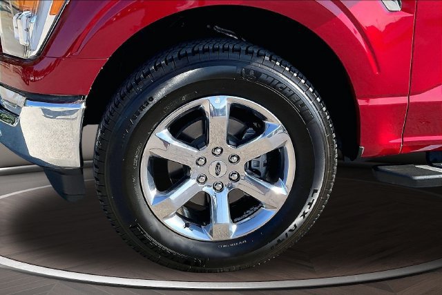 Used 2022 Ford F150 XLT w/ Equipment Group 302A High AWD/4WD image 9