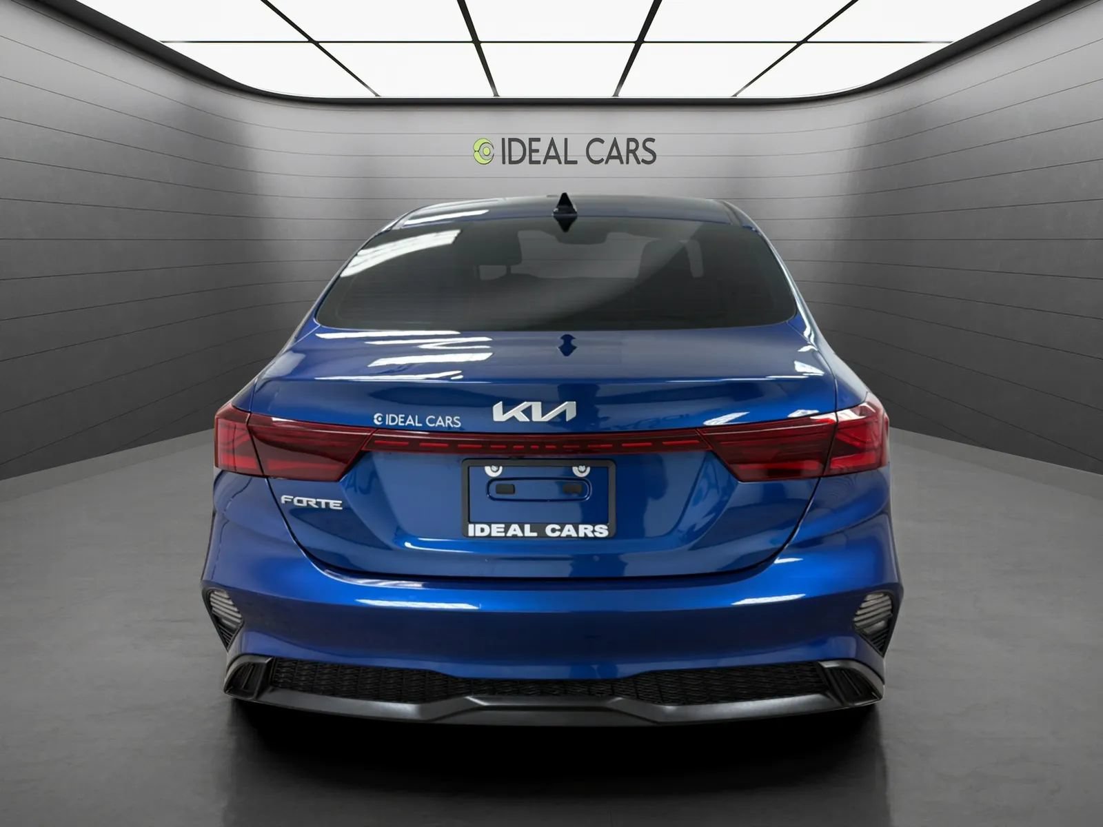 Used 2023 Kia Forte LXS FWD image 4