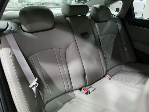 Used 2018 Genesis G80 3.8 w/ Option Group 02 image 26