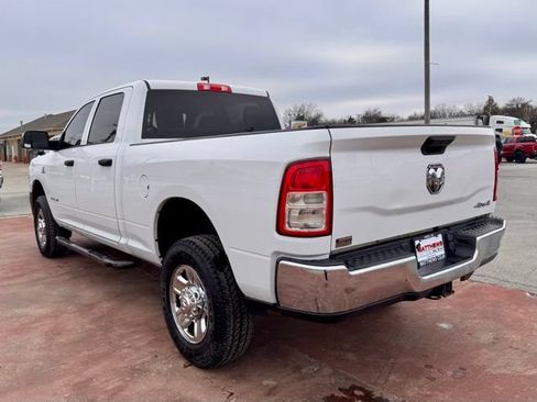 Used 2022 RAM 2500 Tradesman w/ Chrome Appearance Group AWD/4WD image 7