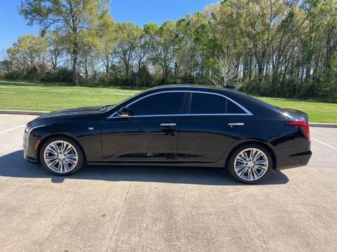 Used 2023 Cadillac CT4 Premium Luxury image 2