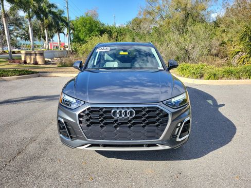 Certified 2025 Audi Q5 2.0T Premium Plus AWD/4WD image 2