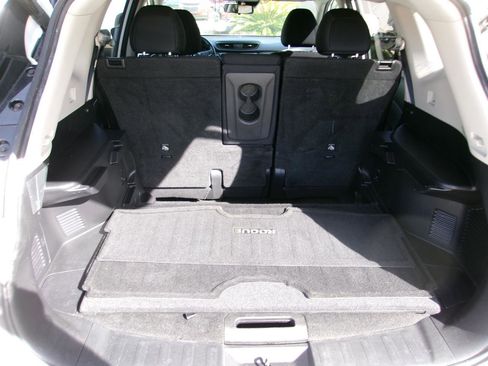 Used 2020 Nissan Rogue SV image 13