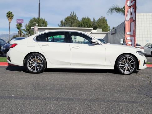 Used 2021 BMW 330i Sedan w/ Premium Package image 33