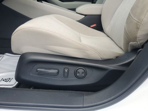 Used 2023 Honda Accord EX image 17