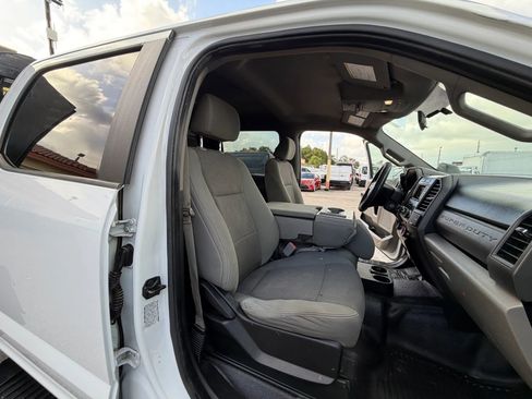 Used 2019 Ford F550 4x4 Crew Cab Super Duty w/ Power Equipment Group image 20