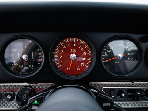 Used 1992 Porsche 911 Targa RWD image 38
