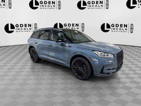 Used 2025 Lincoln Corsair Grand Touring w/ Equipment Group 301A AWD/4WD image 2