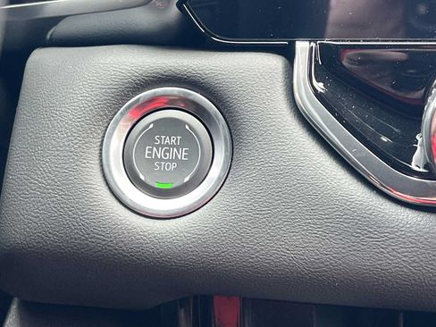 New 2026 GMC Canyon Elevation w/ Convenience Package RWD image 5