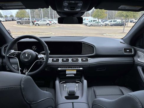 New 2026 Mercedes-Benz GLE 450 4MATIC Coupe image 14