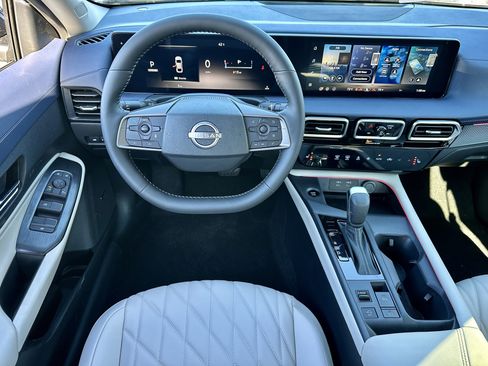 New 2026 Nissan Sentra SL w/ Floor Mat Package FWD image 2
