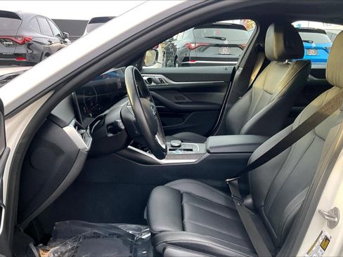 Used 2023 BMW i4 eDrive40 image 21