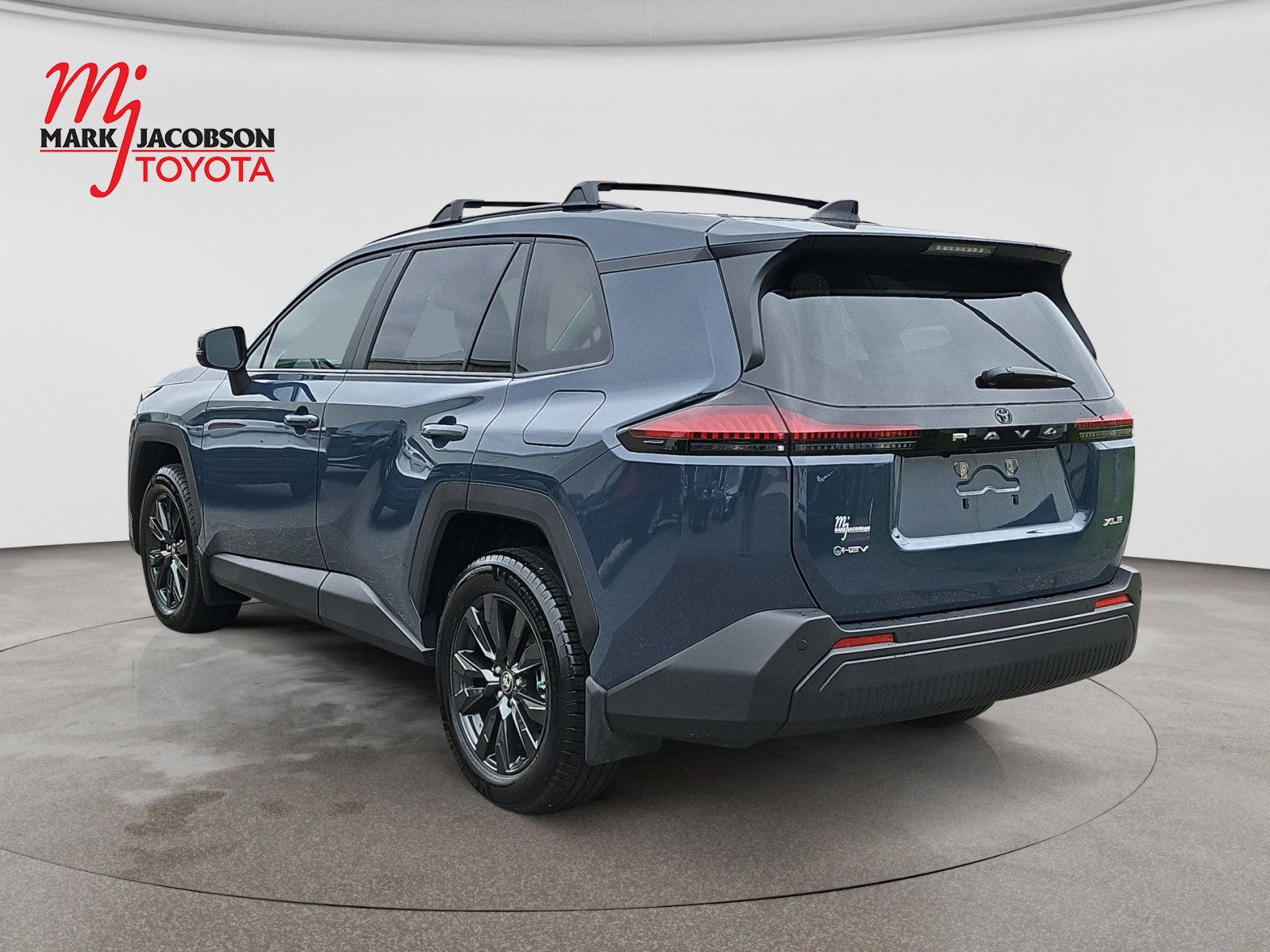 Used 2026 Toyota RAV4 XLE Premium FWD image 14