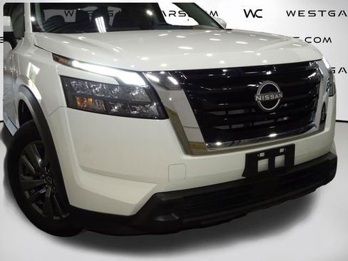 Used 2024 Nissan Pathfinder SV AWD/4WD image 44