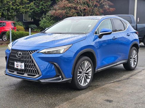 Used 2024 Lexus NX 300h AWD w/ Luxury Package image 3