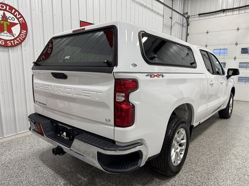 Used 2022 Chevrolet Silverado 1500 LT image 19
