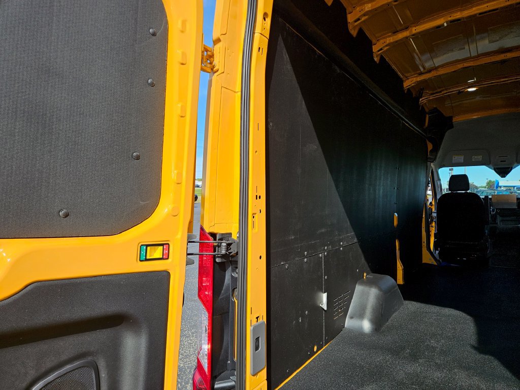 Used 2026 Ford Transit 250 148 High Roof Extended w/ Load Area Protection Package RWD image 18