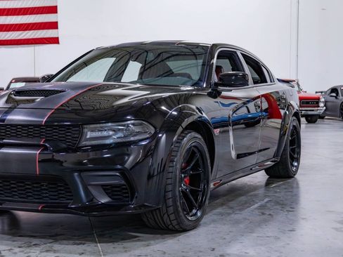 Used 2020 Dodge Charger Scat Pack RWD image 24