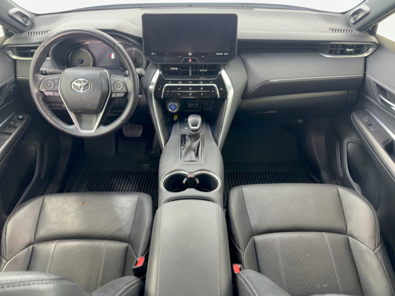 Used 2021 Toyota Venza XLE w/ Softex Package AWD/4WD image 17