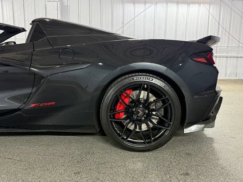Used 2024 Chevrolet Corvette Z06 w/ Stealth Interior Trim Package RWD image 13