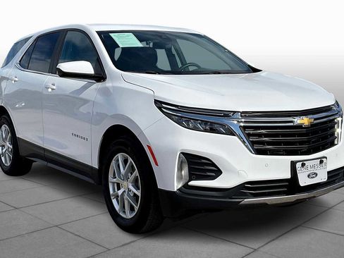 Used 2024 Chevrolet Equinox LT image 2