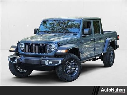 New 2025 Jeep Gladiator Sport