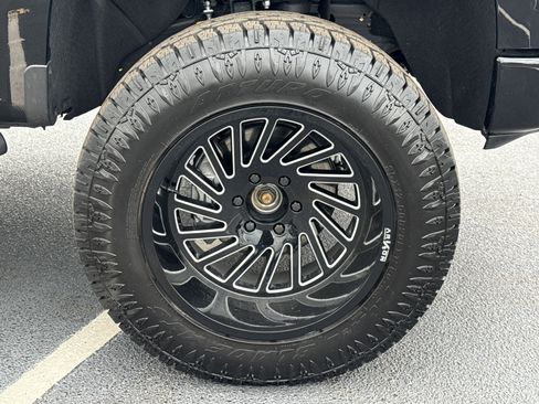 Certified 2025 Chevrolet Silverado 1500 LT Trail Boss w/ Convenience Package II image 13