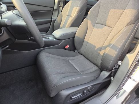 Certified 2025 Honda Accord SE image 27