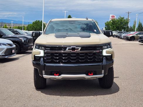 Used 2022 Chevrolet Silverado 1500 ZR2 w/ Technology Package AWD/4WD image 5