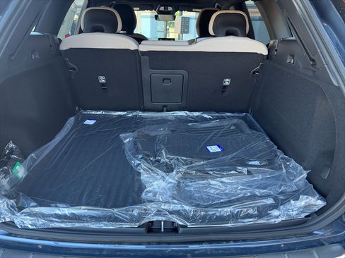 New 2026 Volvo XC60 B5 Plus w/ Protection Package Premier image 11