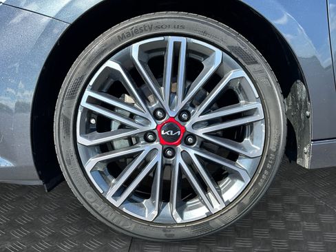 Used 2023 Kia Forte GT FWD image 11