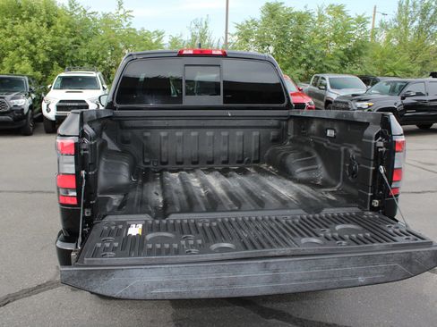 Used 2023 Nissan Frontier PRO-4X w/ Pro Convenience Package image 9