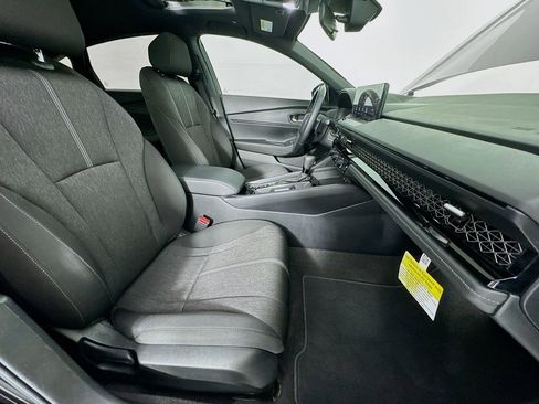 Used 2023 Honda Accord Sport image 35