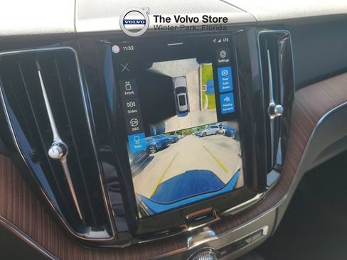 Certified 2024 Volvo XC60 B5 Plus w/ Protection Package Premier AWD/4WD image 24