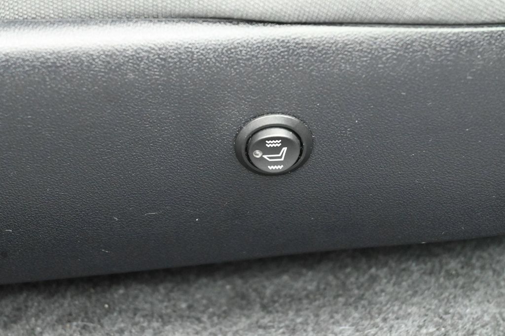 Used 2023 Toyota Tacoma SR5 AWD/4WD image 31