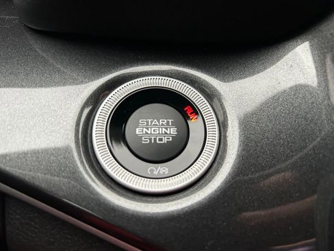 Certified 2023 Jeep Grand Cherokee L Laredo image 17