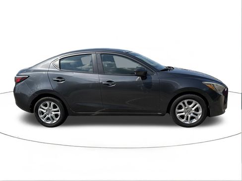 Used 2016 Scion iA FWD image 2
