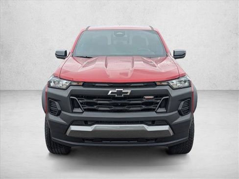 Used 2026 Chevrolet Colorado Trail Boss AWD/4WD image 2