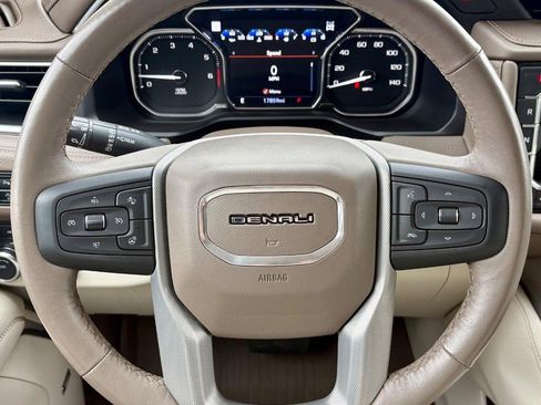 Used 2021 GMC Yukon Denali image 24