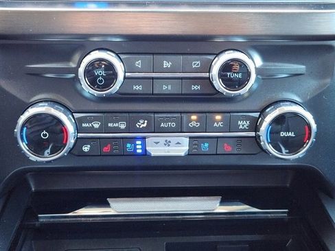 Certified 2024 Ford F250 Lariat w/ Lariat Ultimate Package image 17